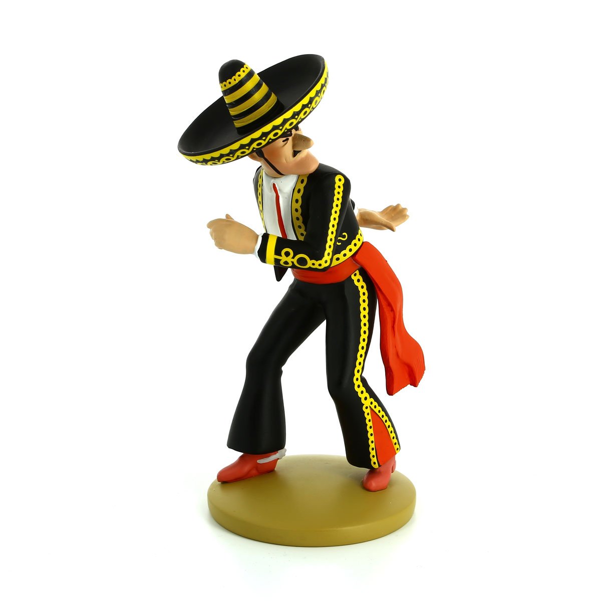 Resin figurine General Alcazar knife-throwing